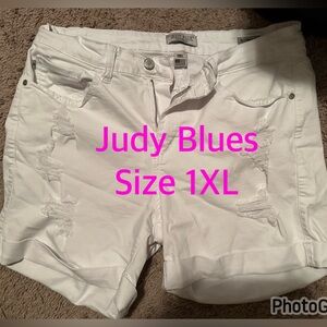 Judy Blues White Shorts